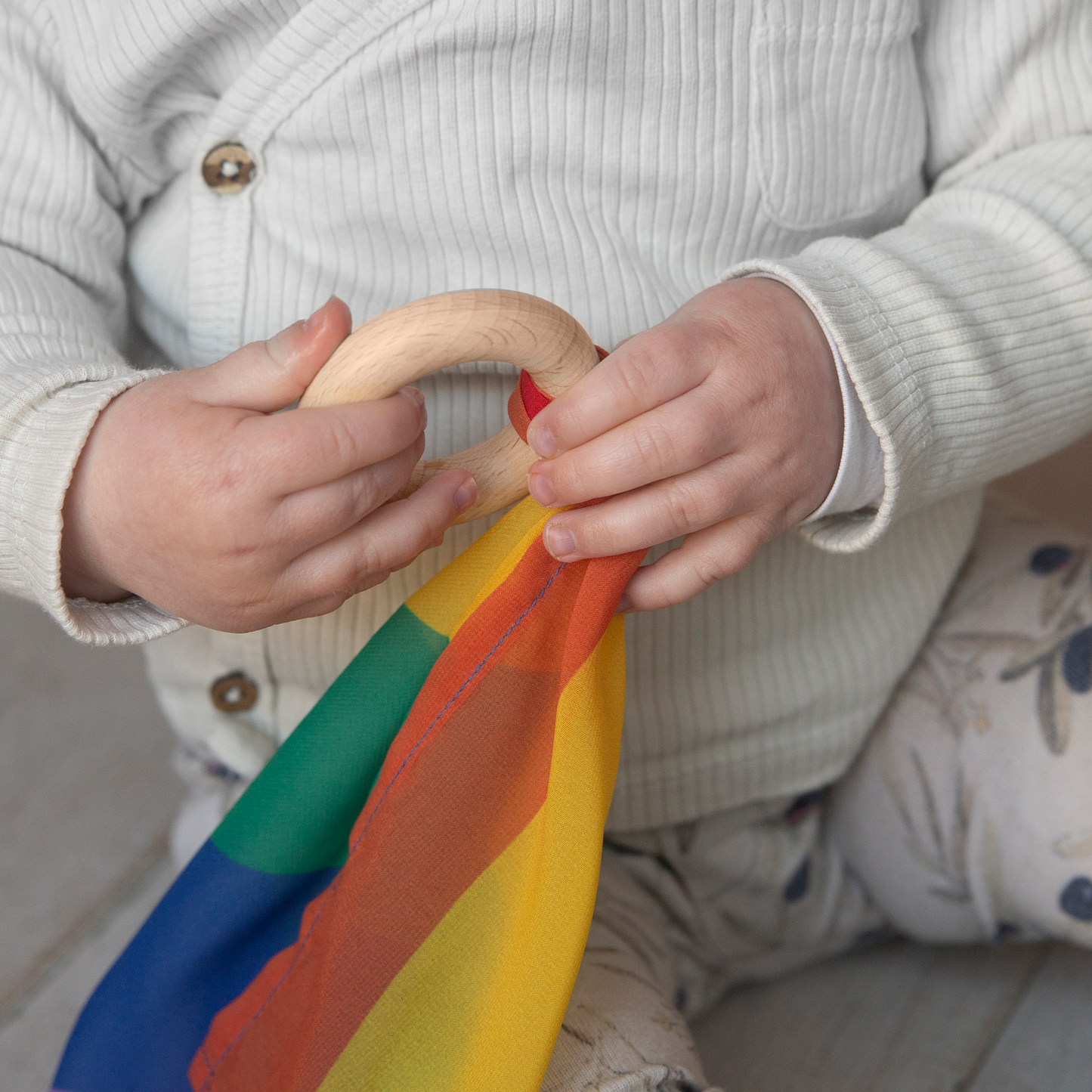 Regenboog speeldoekje voor baby's