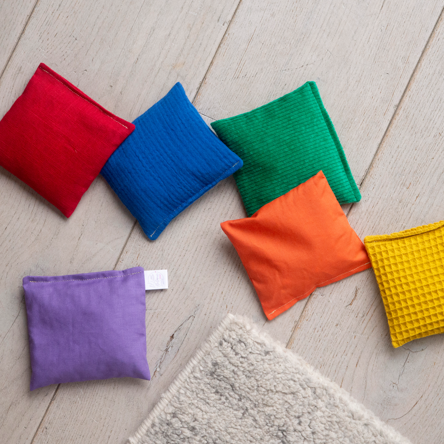 Regenboog pittenzakjes om te spelen