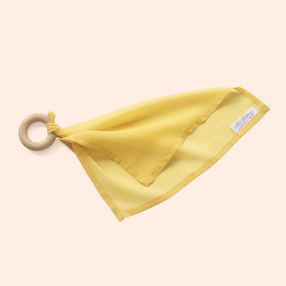 babyspeeldoekje met bijtring zachtgeel