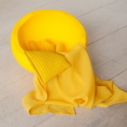 Stapelstein, pittenzakjes en speeldoek geel