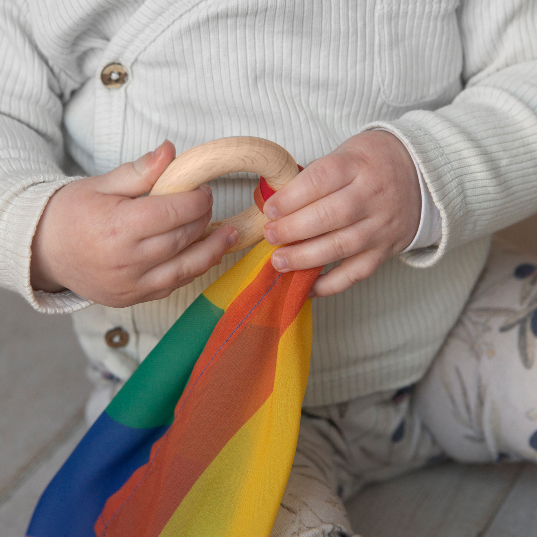 Duurzaam kraamcadeau paars – met pittenzakjes & speeldoek