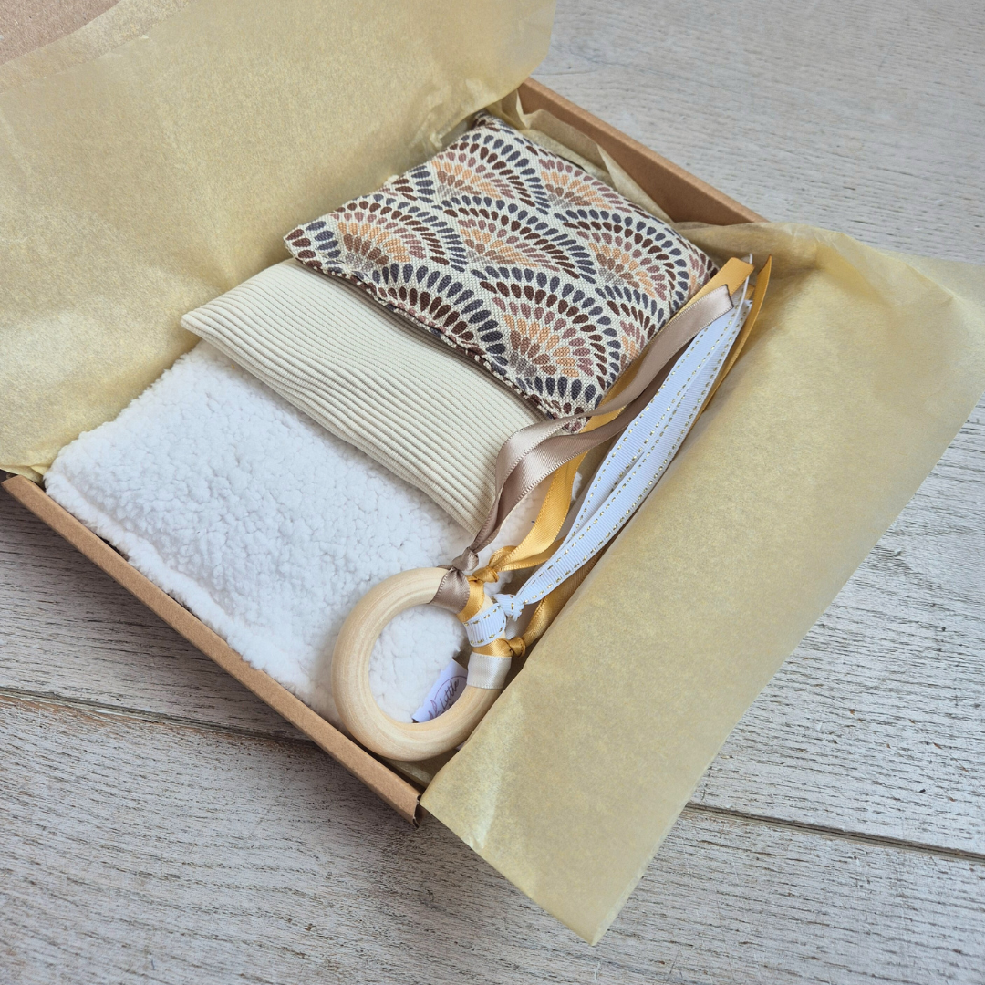 Duurzaam kraamcadeau beige