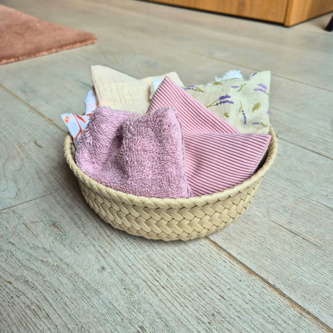 Storage basket with bamboo lid - Bisque - medium